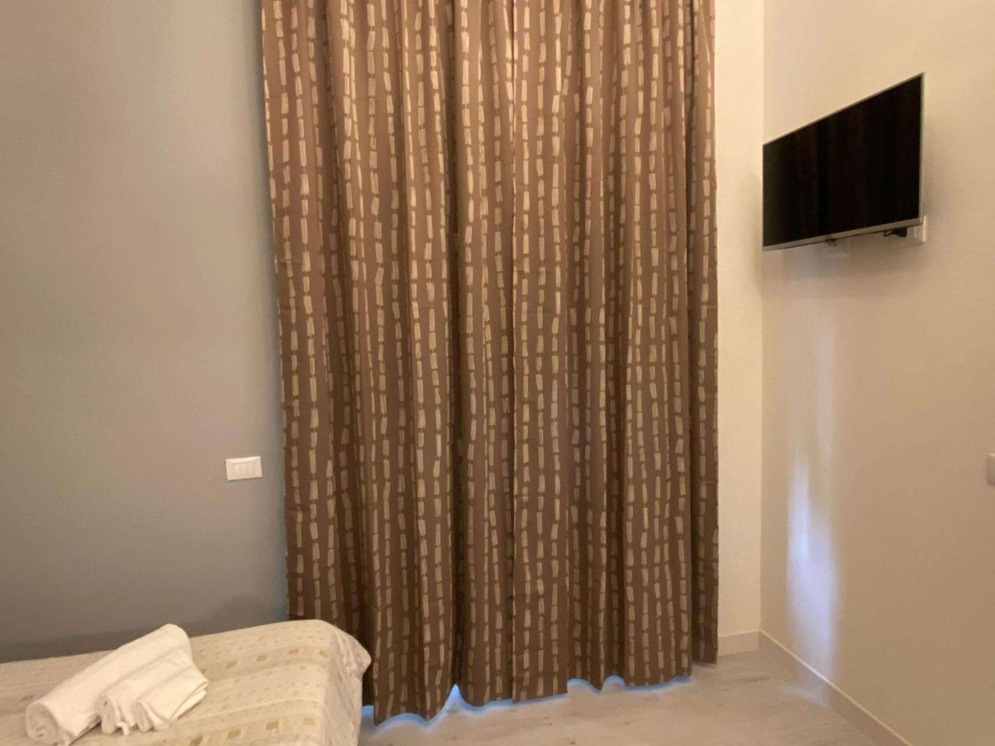 Villa Giove Rooms Prato  Exterior photo